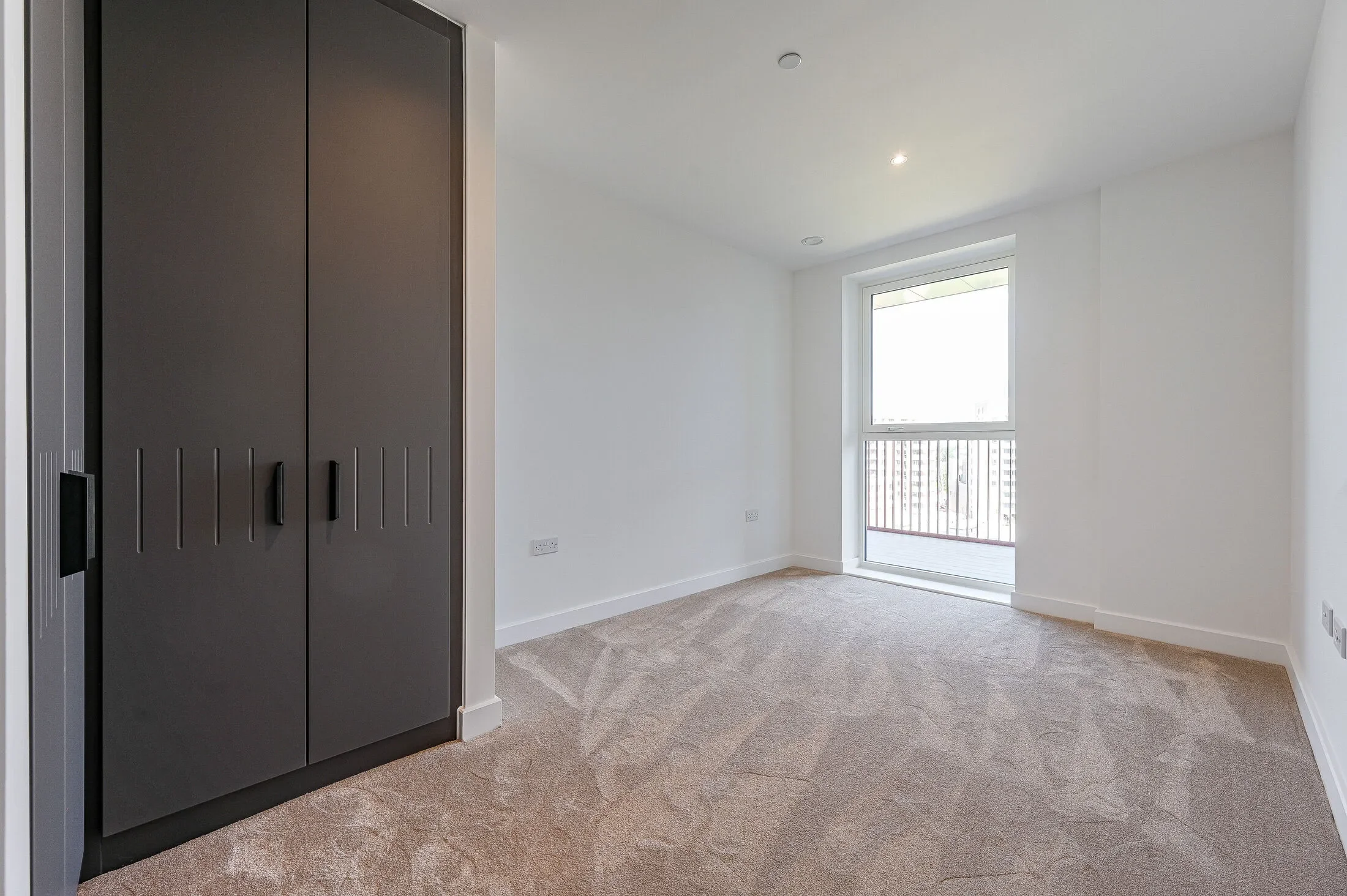 Flat Griffin Manor Way in Greater London