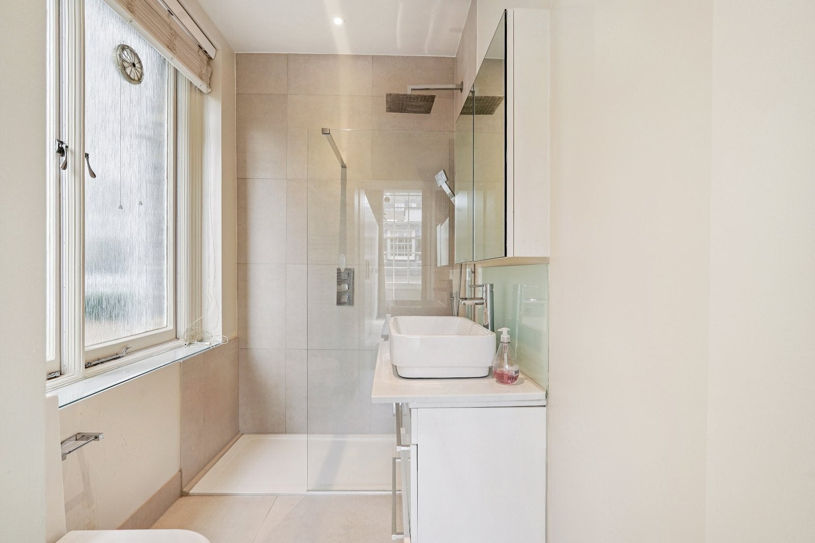 Flat Cadogan Square in Greater London