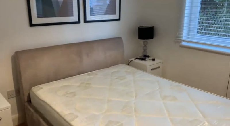 Room Goldhawk Road in Greater London