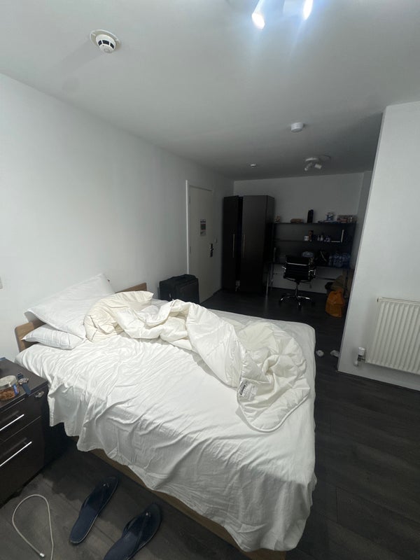 Flat Middlesex Street in City of London