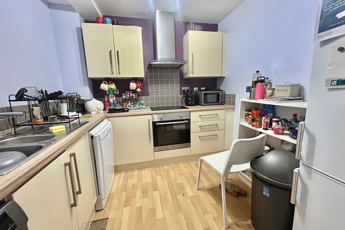 Flat Regent Court in Nottingham