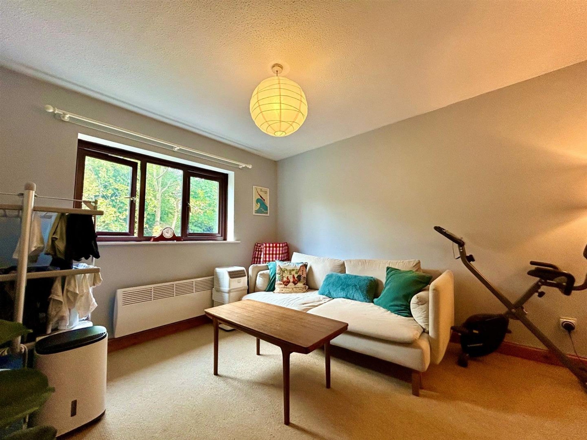 Flat Highgrove Street in Bristol