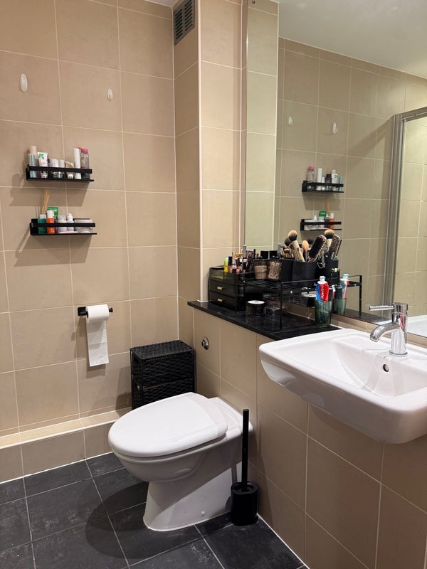 Room Boyces Avenue in Bristol