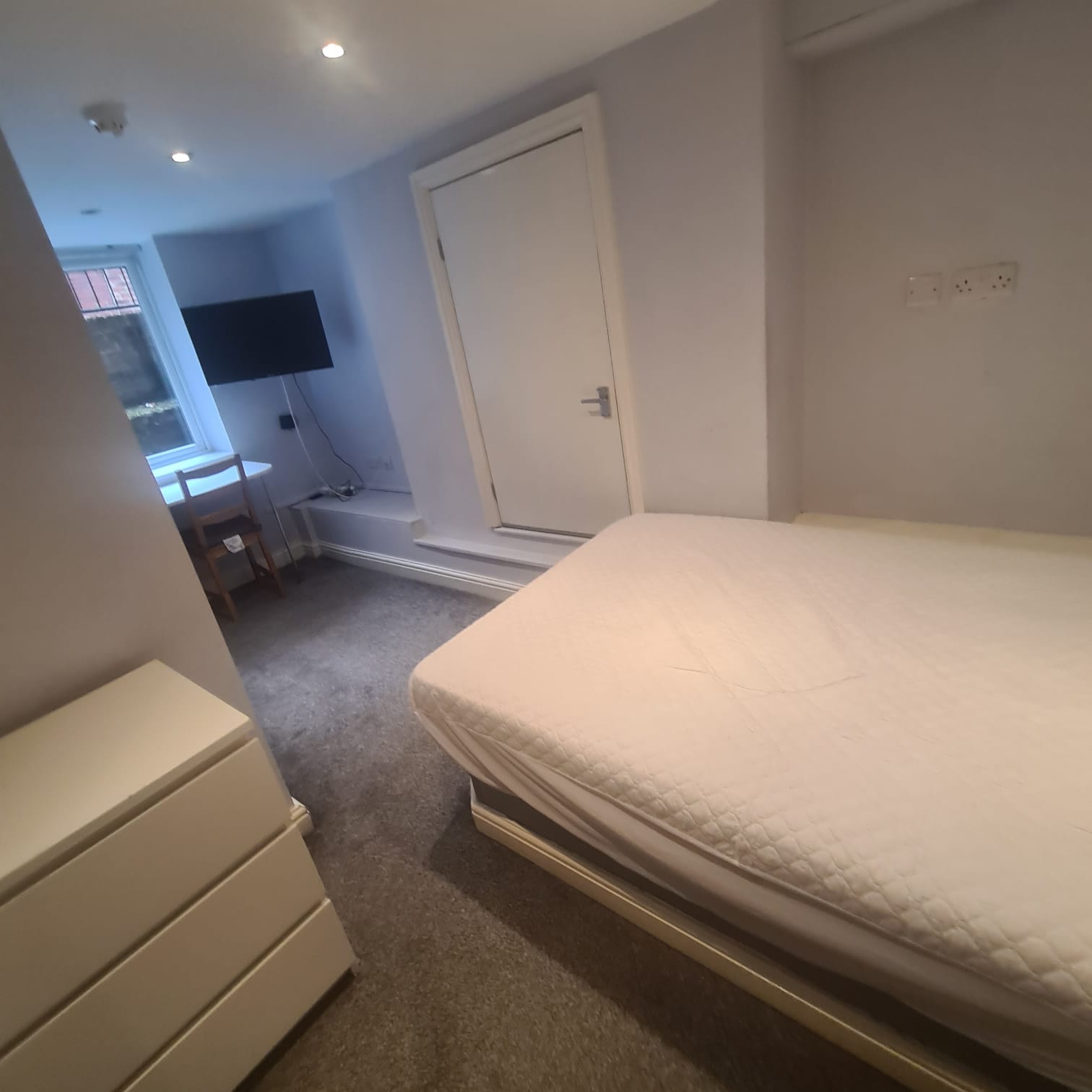 Flat Winston Gardens in Leeds