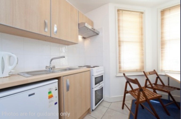 Flat Glenloch Road in Greater London