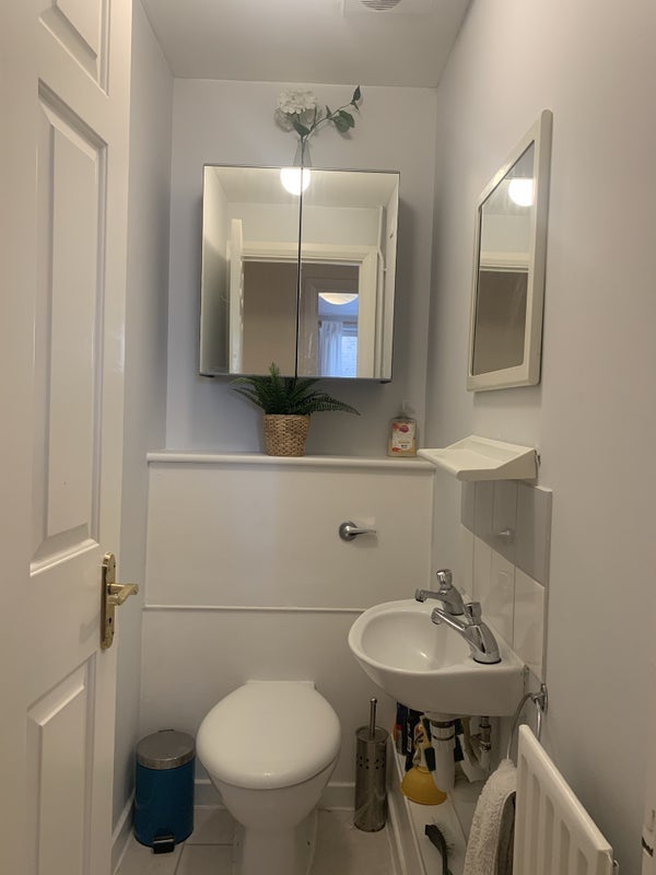 Room Douglas Street in City of Westminster