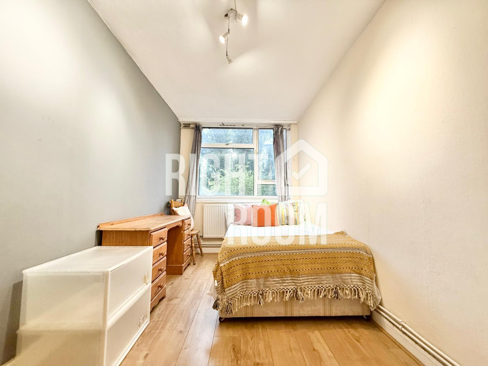 Room Chipka Street in Greater London