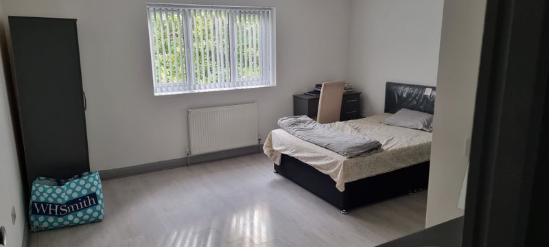 Room Marriott Road in Sandwell
