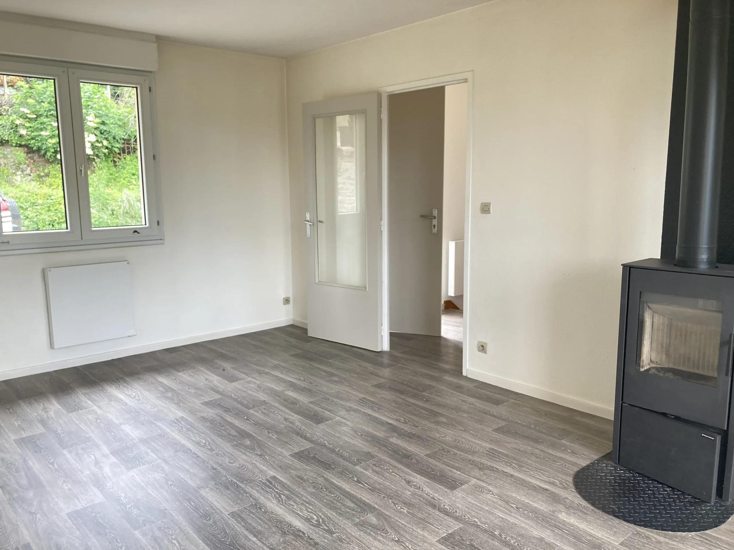 Flat Chemin de la Rivière in Belmont-de-la-Loire