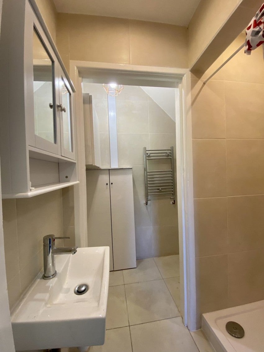 Flat Broadlands Road in Southampton