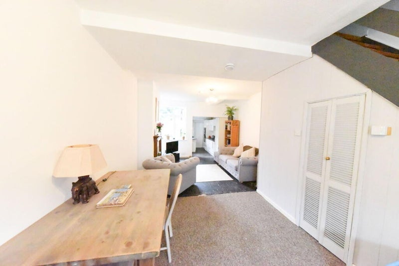 Room Heathcote Road in Birmingham