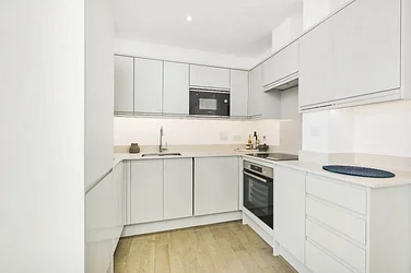 Flat Bellingham Road in Greater London
