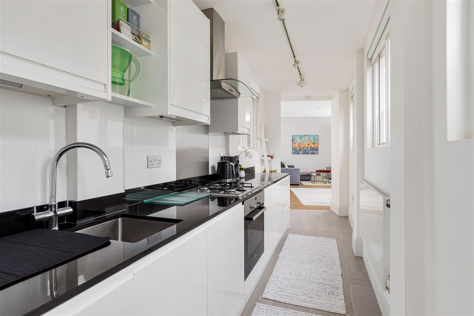 Flat Adelaide Road in Greater London