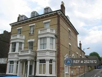 Flat Wood Vale in London Borough of Southwark