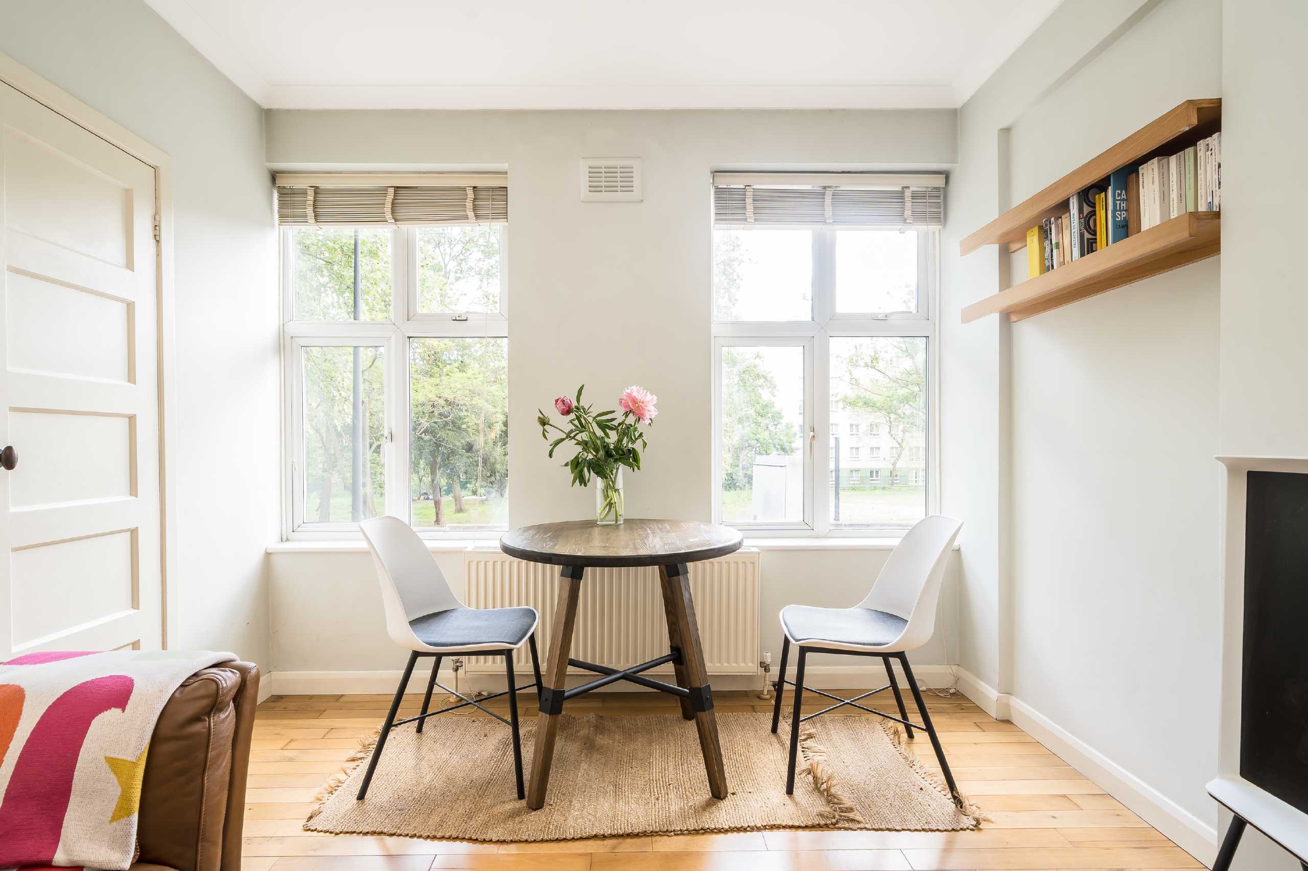 Flat Sudbourne Road in Greater London
