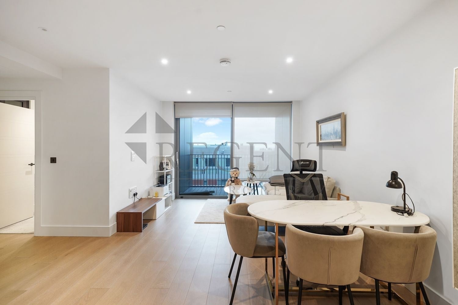 Flat Palmer Road in Greater London