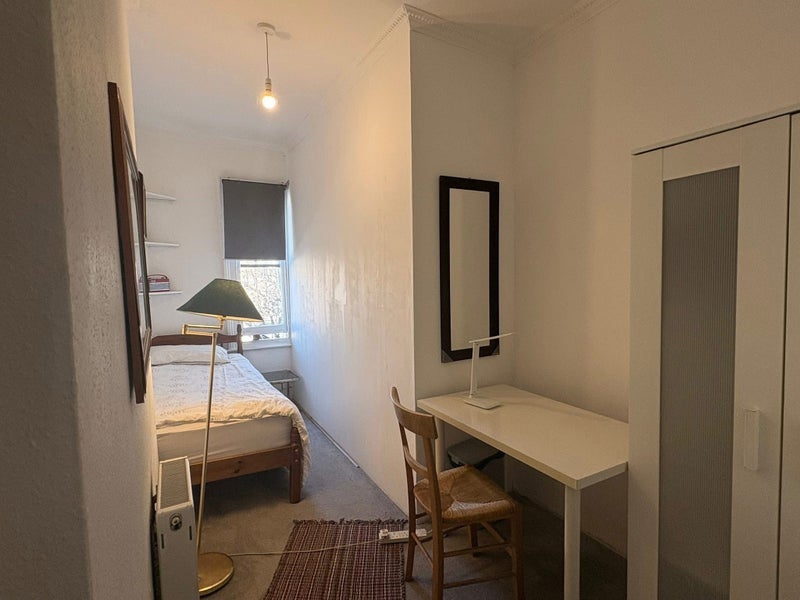 Room Elsham Road in Greater London