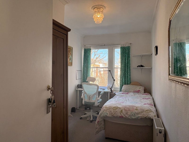 Room Elsham Road in Greater London