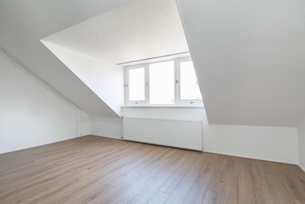 Flat Van Beuningenstraat in Den Haag