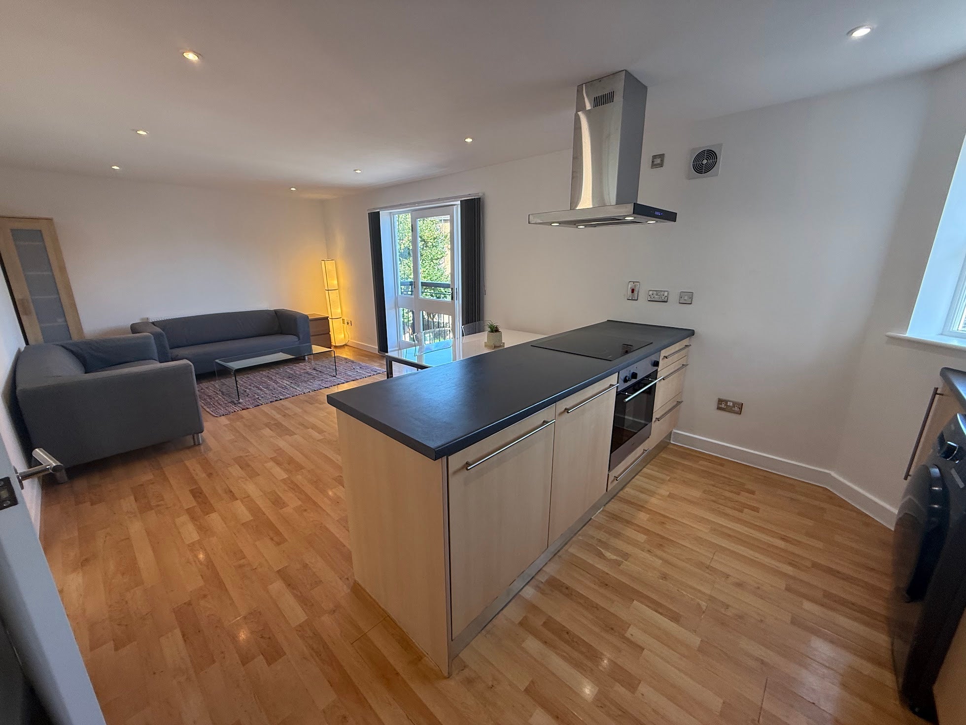 Flat Bethwin Road in Greater London