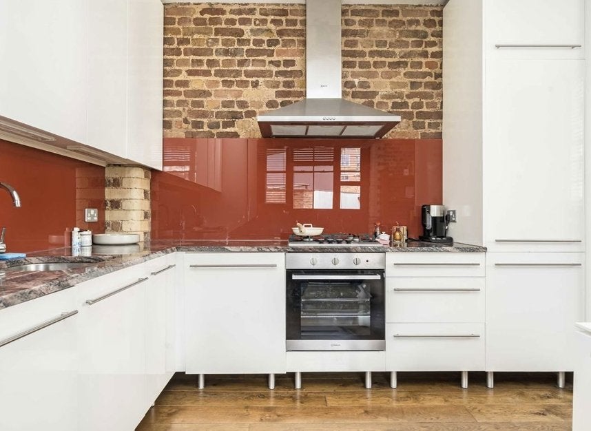 Flat Dingley Place in Greater London