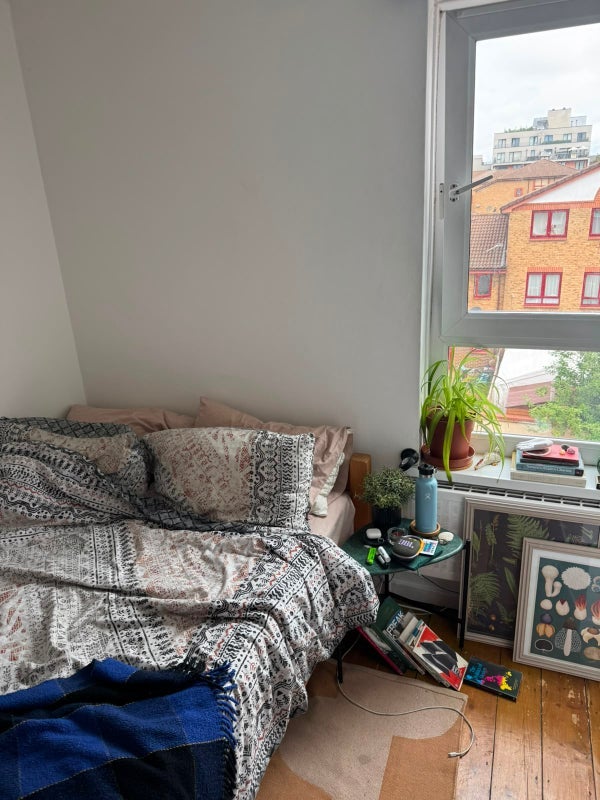 Room Patriot Square in Greater London