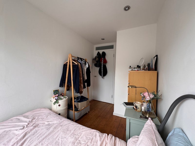 Room Patriot Square in Greater London