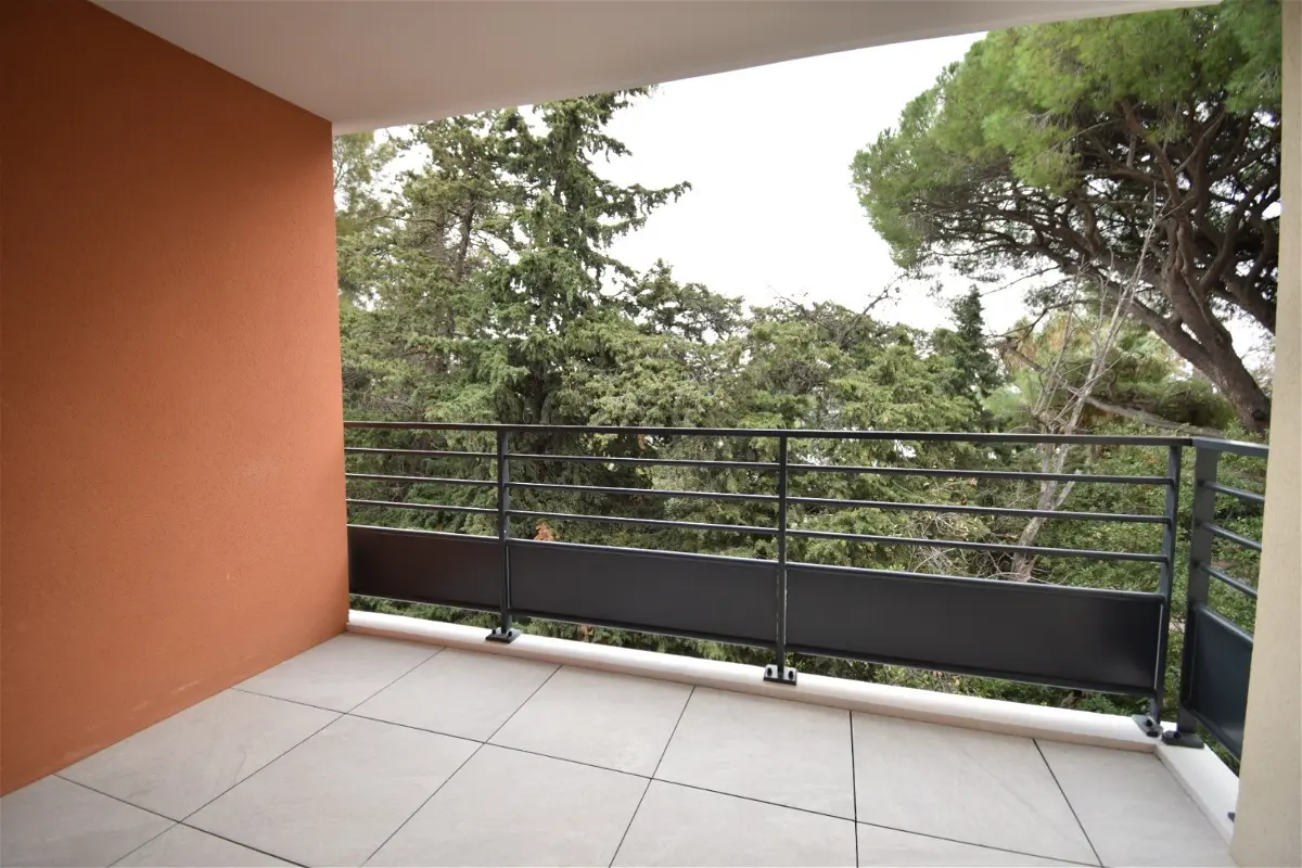 Appartement Avenue Ambroise Thomas à Hyères