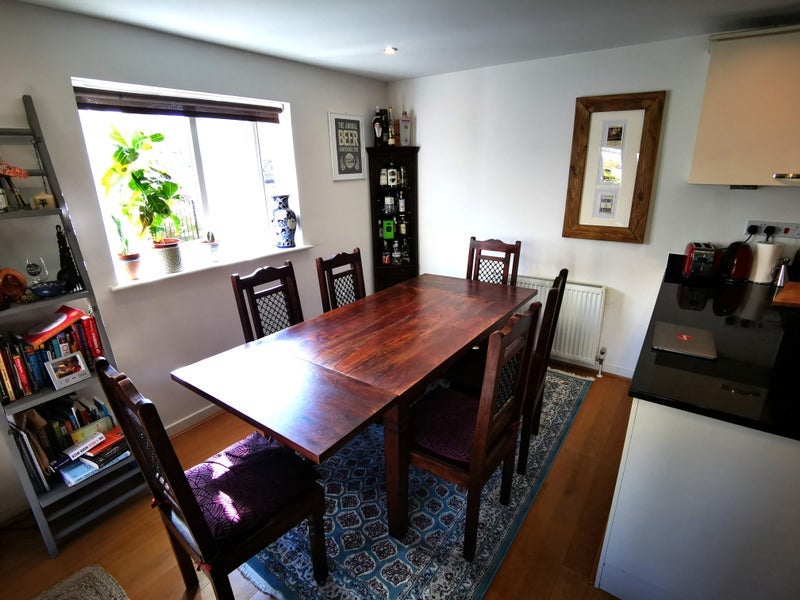Room Elms Crescent in Greater London