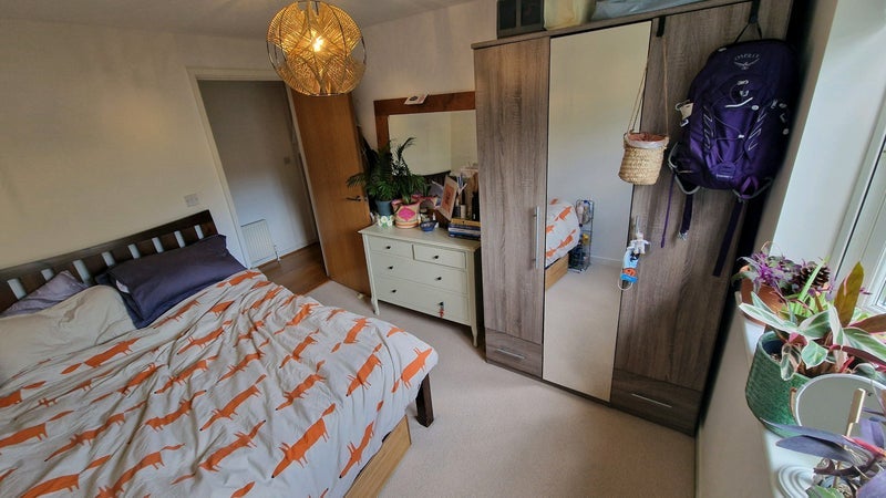 Room Elms Crescent in Greater London