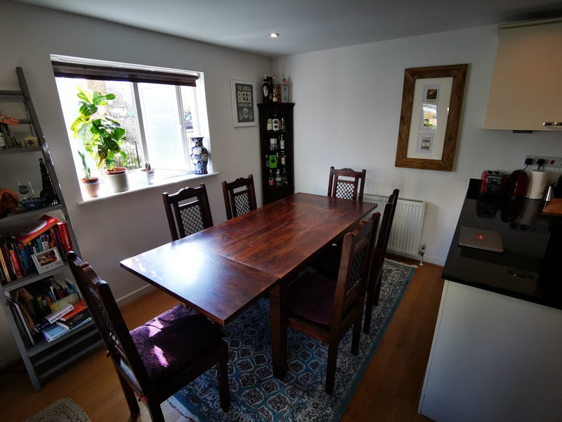 Room Elms Crescent in Greater London