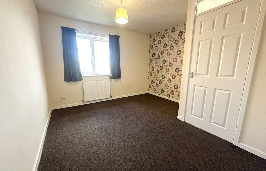 Flat Definitive Footpath PUDSEY 29* in Leeds