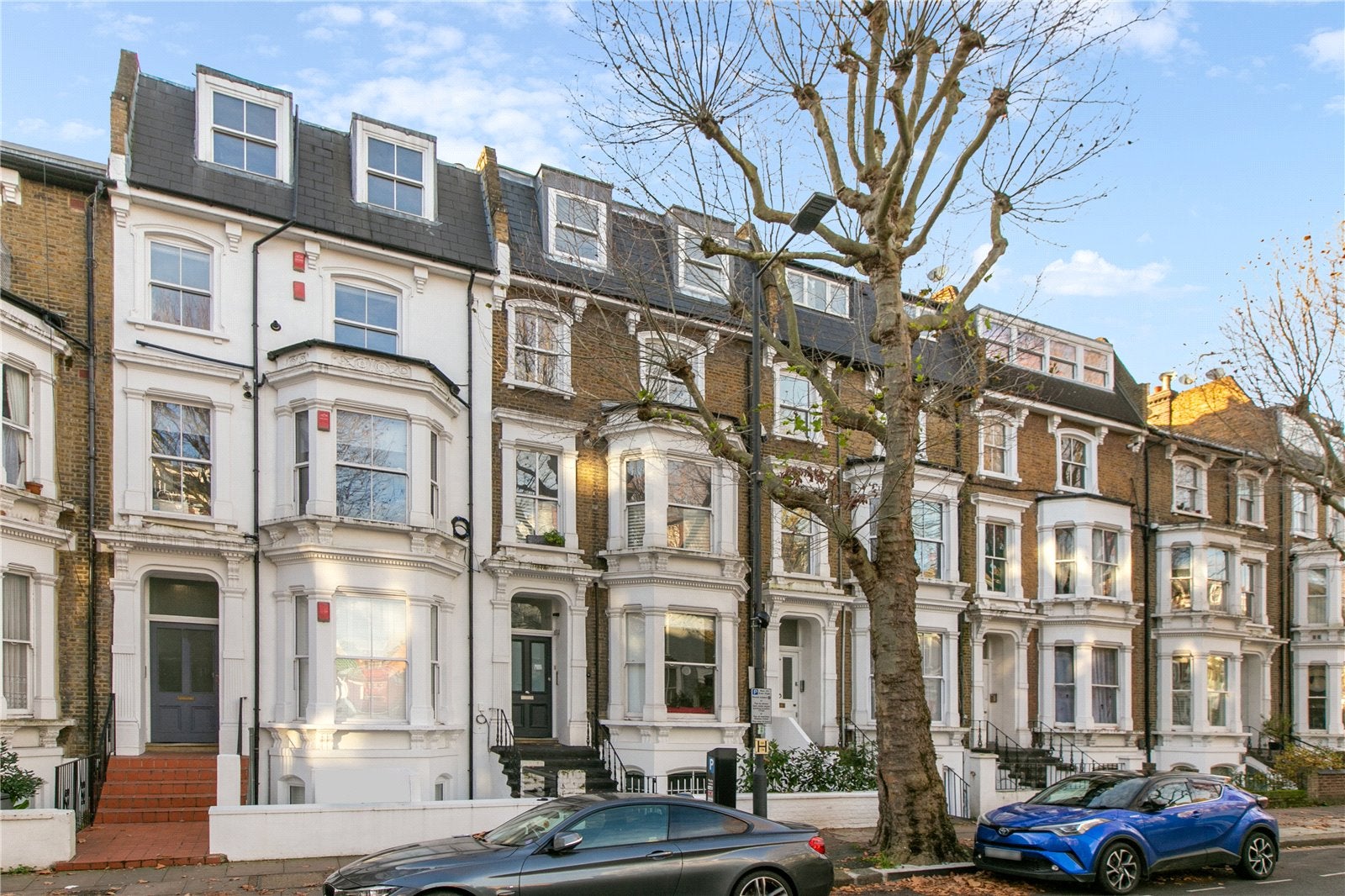 House Hammersmith Grove in Greater London