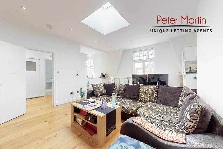 Flat Portsdown Mews in Greater London