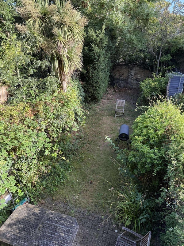 Room Fairdale Gardens in Greater London