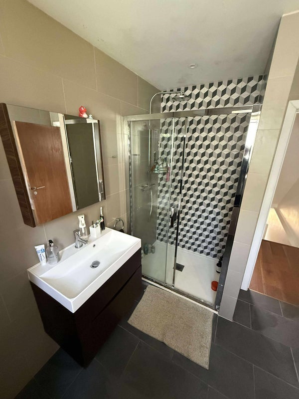 Room Fairdale Gardens in Greater London