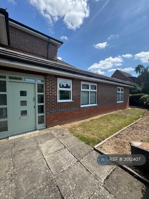 House Wellfield Road in Welwyn Hatfield