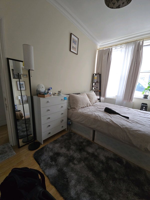 Room Galloway Road in Greater London
