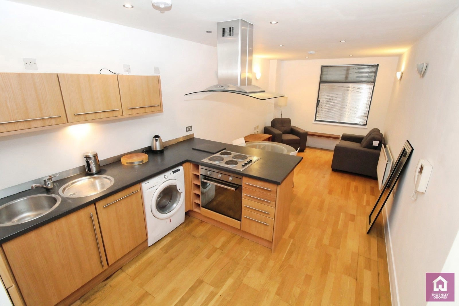 Room Ellesmere Street in Manchester