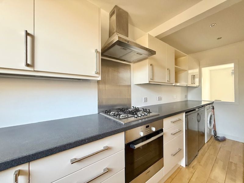 Flat Hoxton Street in Greater London