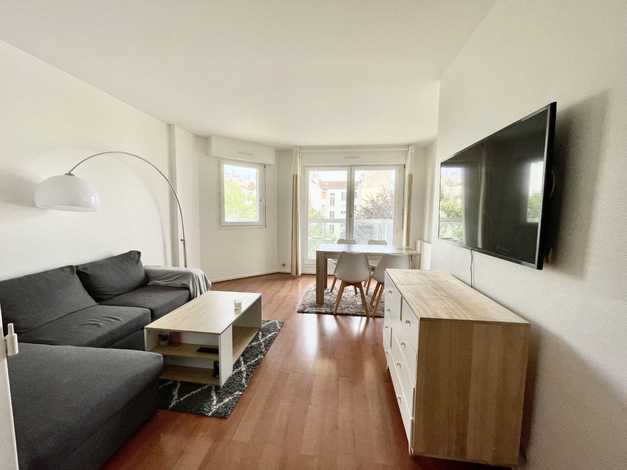 Flat Rue Victor Hugo in Montrouge
