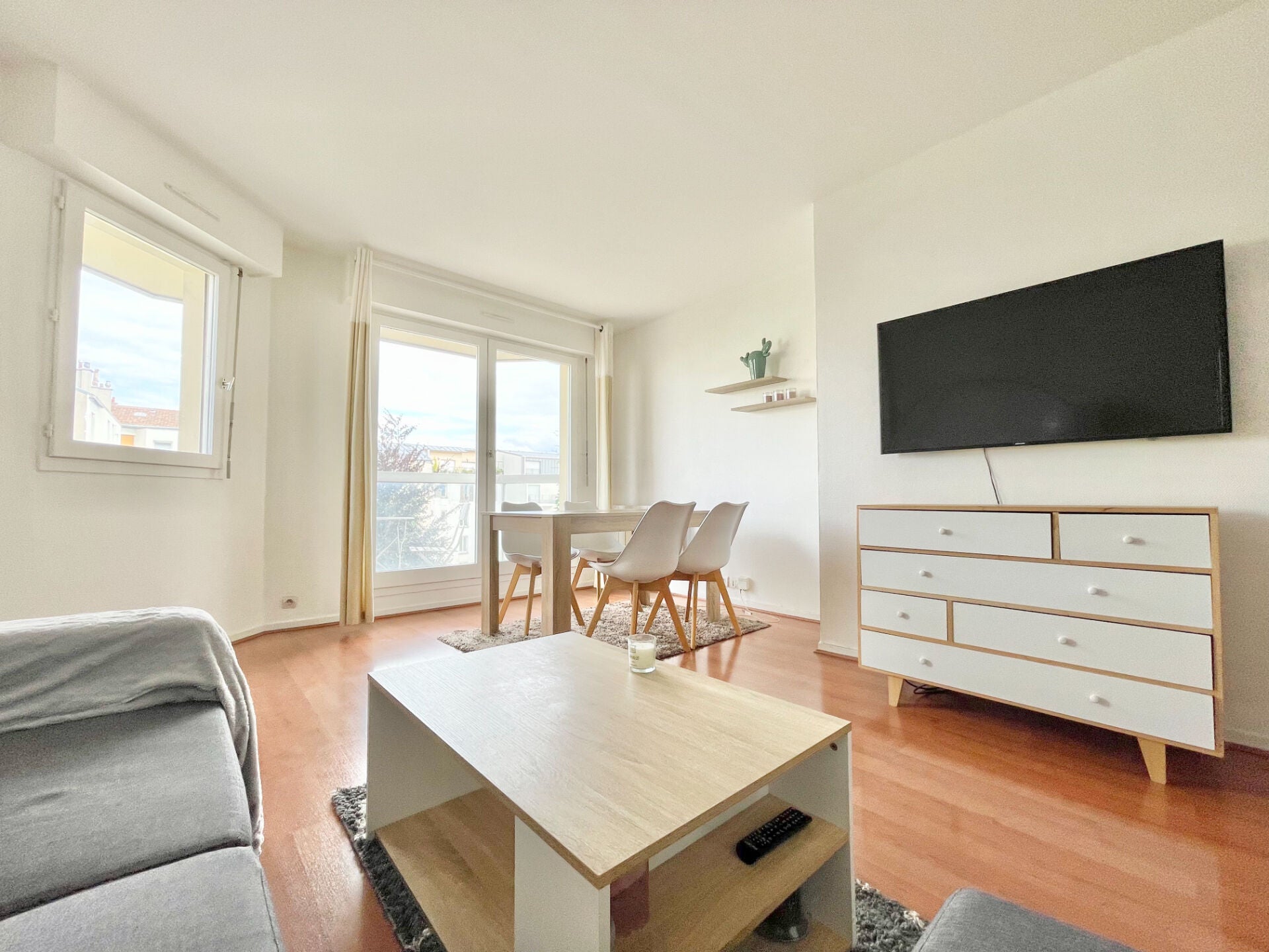 Flat Rue Victor Hugo in Montrouge