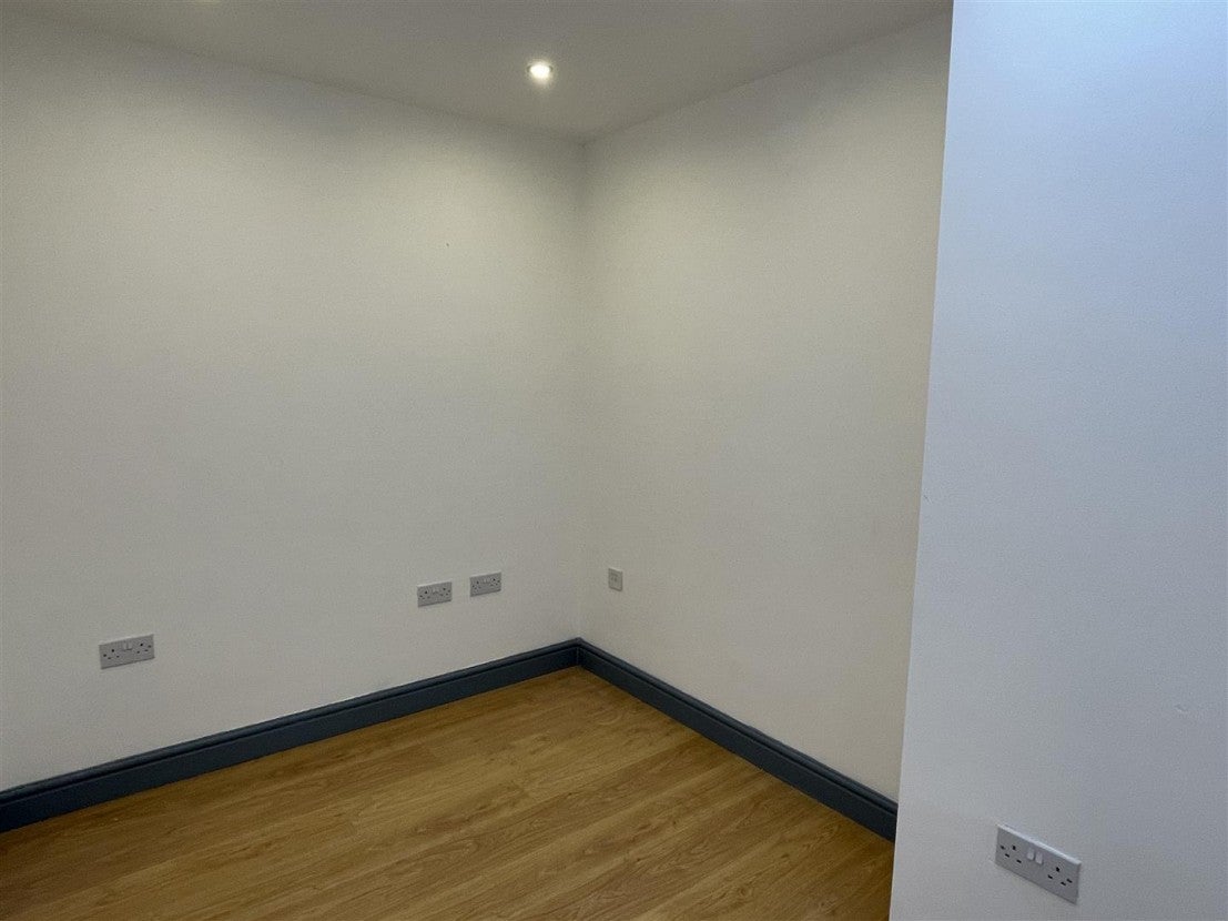 Flat Cave Street in Hull