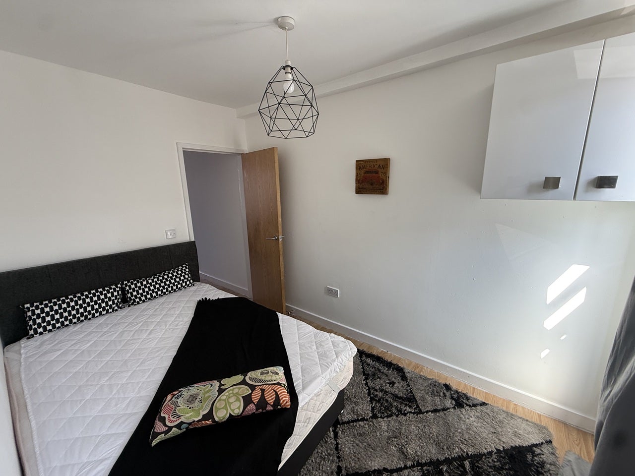 Flat Biddulph Avenue in Leicester