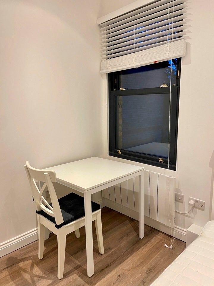 Flat Friern Park in Greater London