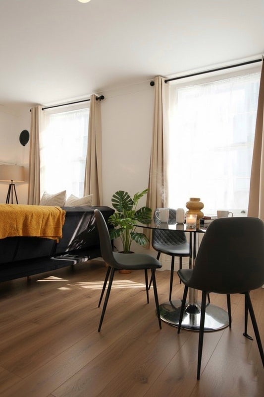 Flat Dorset Square in City of Westminster