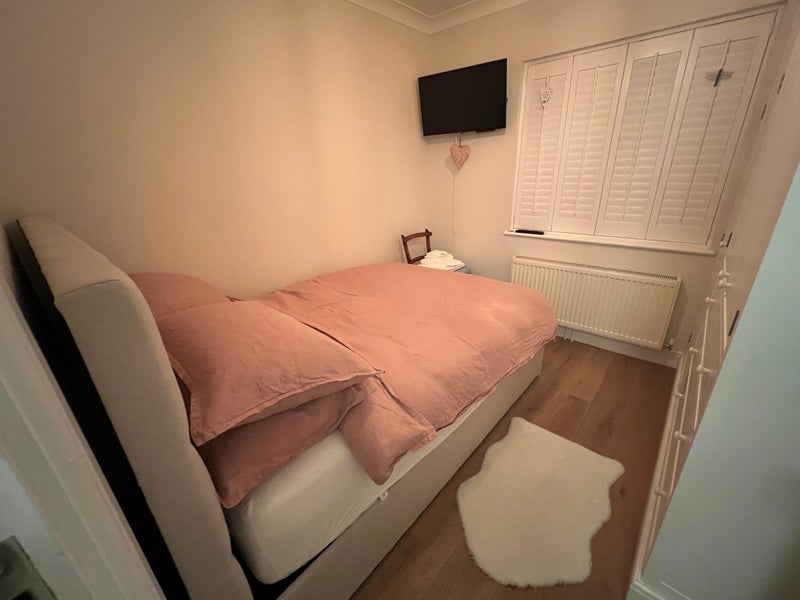 Room Aubyn Square in Greater London