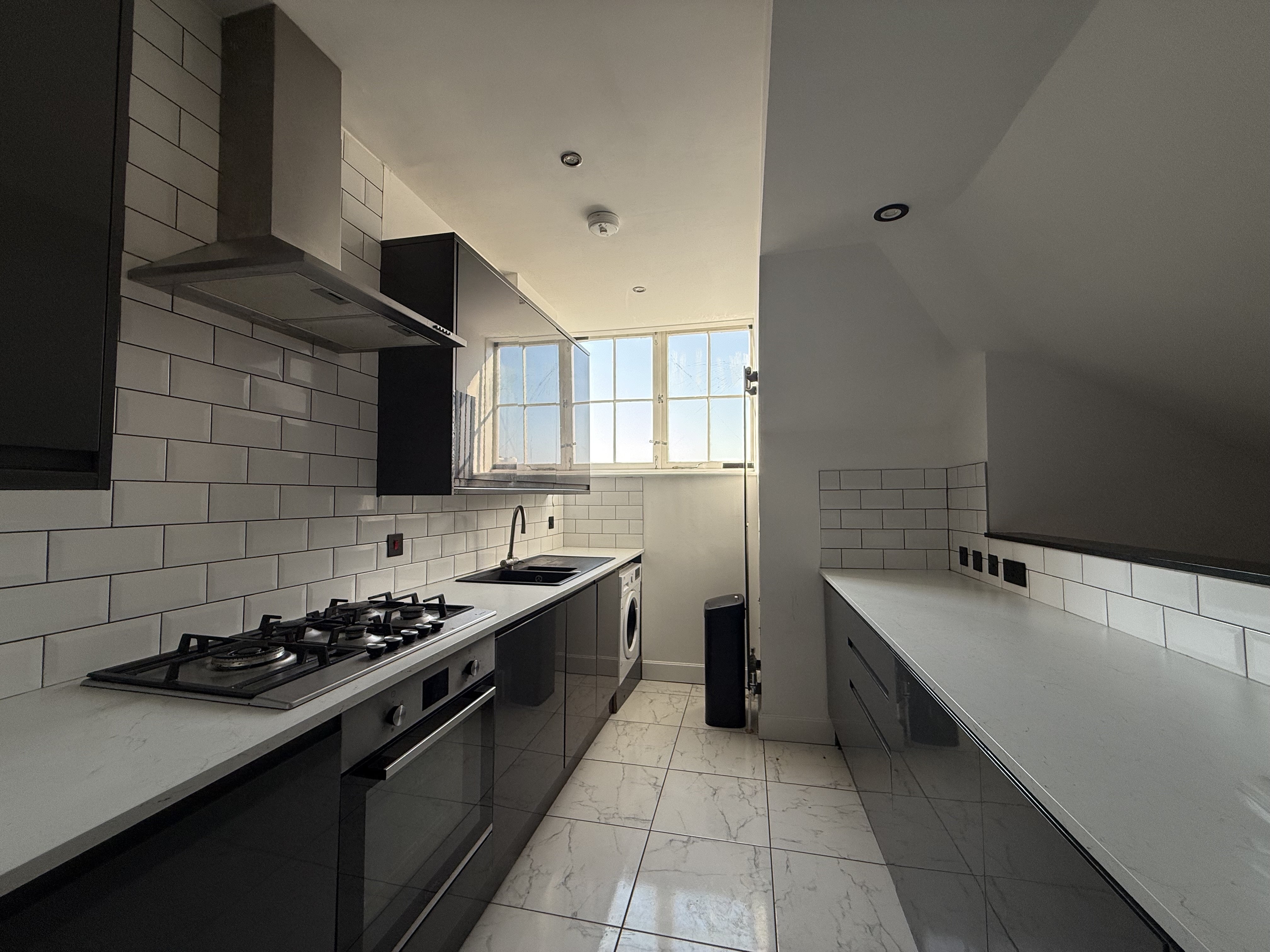 Flat Jupiter Court in Portsmouth