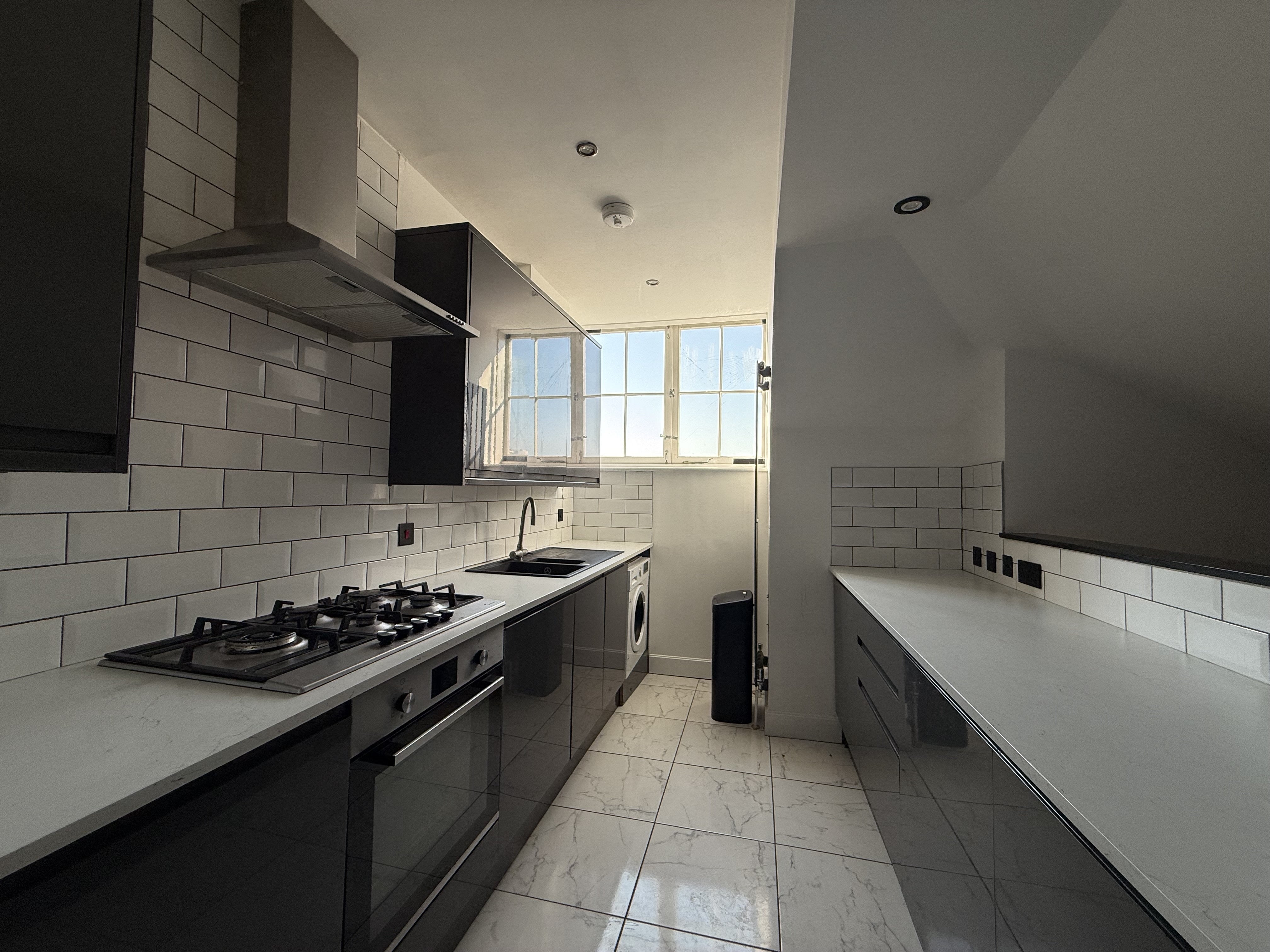Flat Jupiter Court in Portsmouth