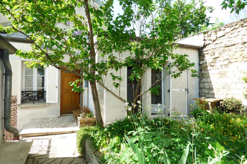Flat Rue de Paris in Charenton-le-Pont